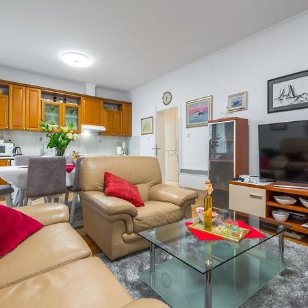 Lovely Apartment دوبروفينك المظهر الخارجي الصورة